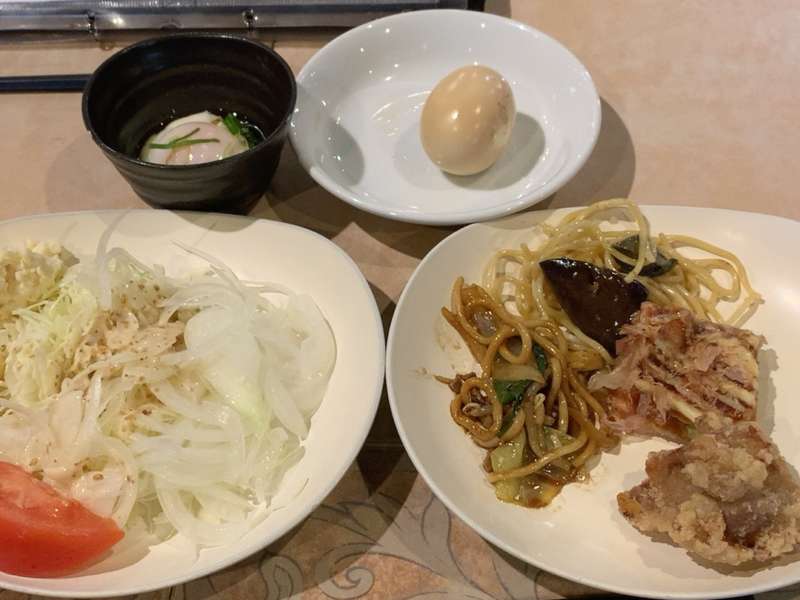 玉子類、サラダ、焼きそば、お好み焼き、パスタ、唐揚げ