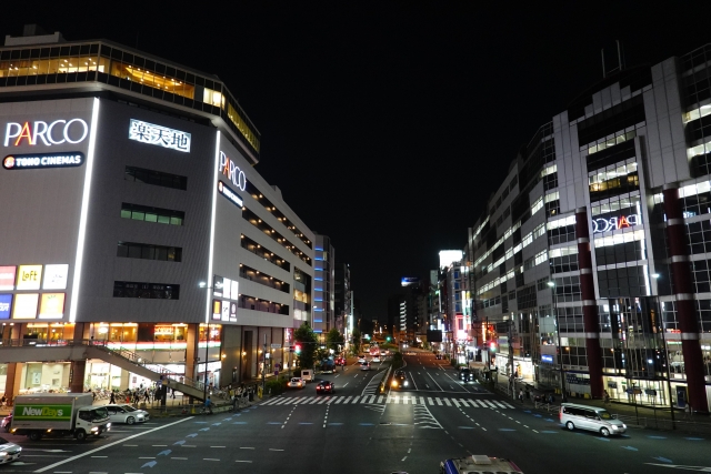 錦糸町駅前の夜景