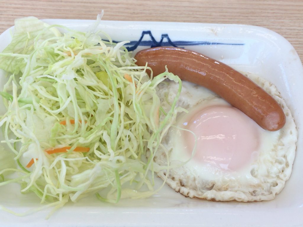 ソーセージエッグ定食　450円