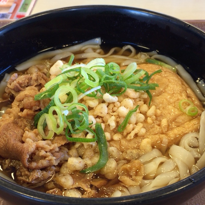 揚げ玉と牛肉がのったロカボ麺